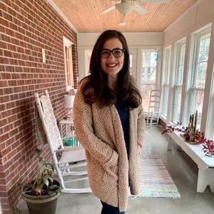 Meet your Posher, Kelly